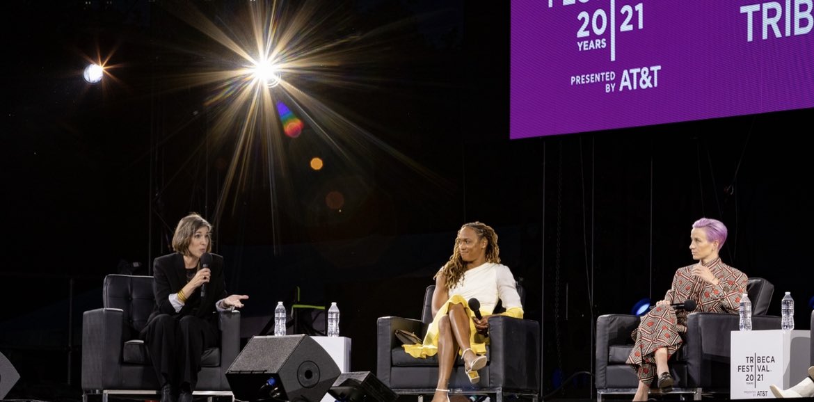 J_Mac1422's tweet image. Memorable night in NY at @tribeca film festival for LFG movie premiere. Here’s to OUR fight for equal pay!! Thank you @changecontent for putting it together. Movie is out June 24th on @hbomax #LFG #Tribeca 
Dress: @DesignerZankhna 
Makeup: @fentybeauty