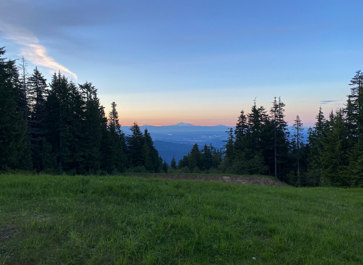 BenGFreeman1's tweet photo. delightful morning on Mt. Seymour doing bird surveys for #MountainBirdNetwork

live near a mountain? consider joining the network
info here: https://t.co/X66SFmxhYp

w/ @hkchi12, @cholanayakar, @HaroldEyster, @Finola_Fogarty, @Quinn_McCallum, &amp; Jesse Kemp (Jesse's photo below) https://t.co/1ks2tflbrM