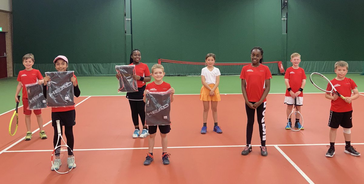 TennisLancs's tweet photo. Well done to Team Jane O'Donoghue who won this week's #RedRoseChallenge as our 10 & Under players took to the court! 🎾🌹 https://t.co/ICLg6Rc7im