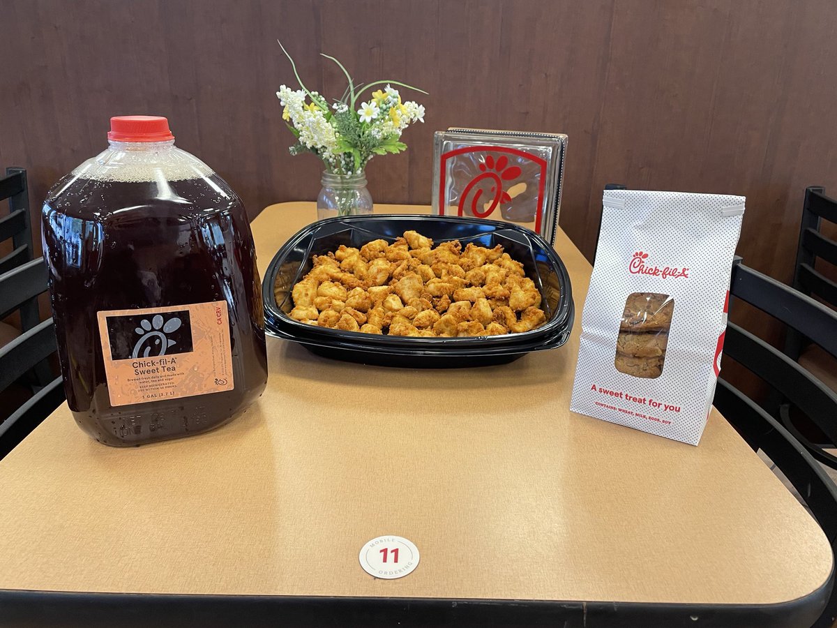 Chick-fil-A Largo tweet media