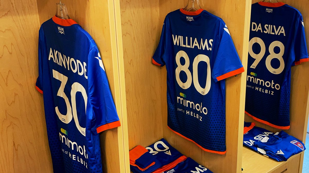 In the 🔵 kits tonight!