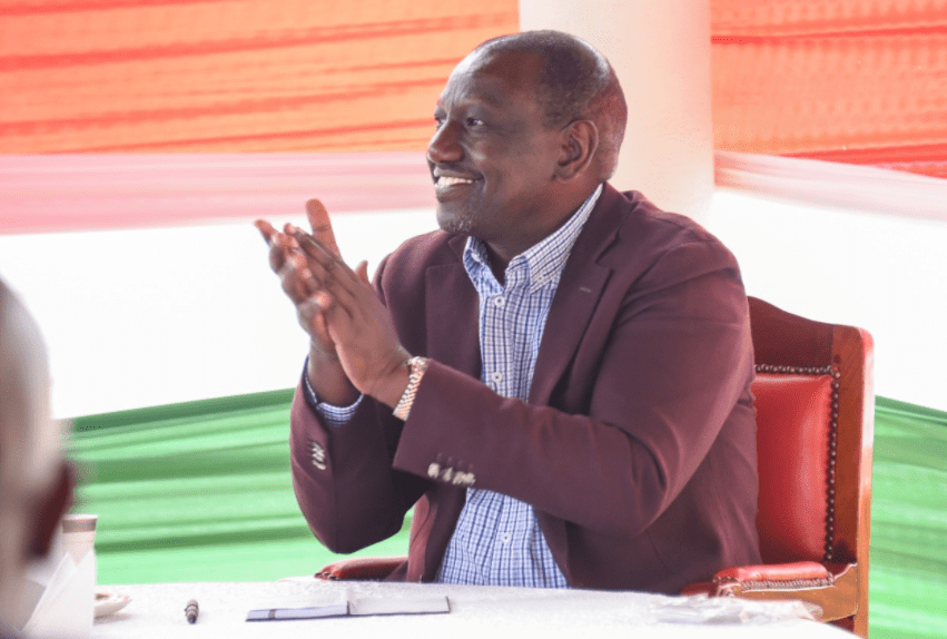 citizentvkenya's tweet photo. DP Ruto says election law that requires MCAs, MPs to have university degrees is unreasonable https://t.co/OPBMMyFSq7 https://t.co/Gaz8QndZIc