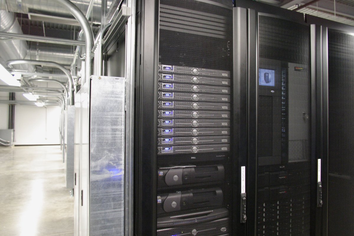Lightedge's tweet photo. Scratching your head lately, wondering about colocation and how it can help grow and protect your organization? Here is a quick and easy read on the basics just for you! #LightEdgeBlog #colocation #datacenter #uptime #security https://t.co/D6KvyP7QKK https://t.co/YyjDIvHCVQ