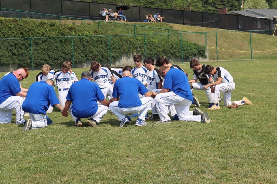 GateCity_BSBL's tweet photo. We couldn’t be prouder of this group. They laid it on the line every day and did it the right way. They’re a tight knit family played for their brothers and town all season. #ForTheGate https://t.co/yPk3LXoTUQ