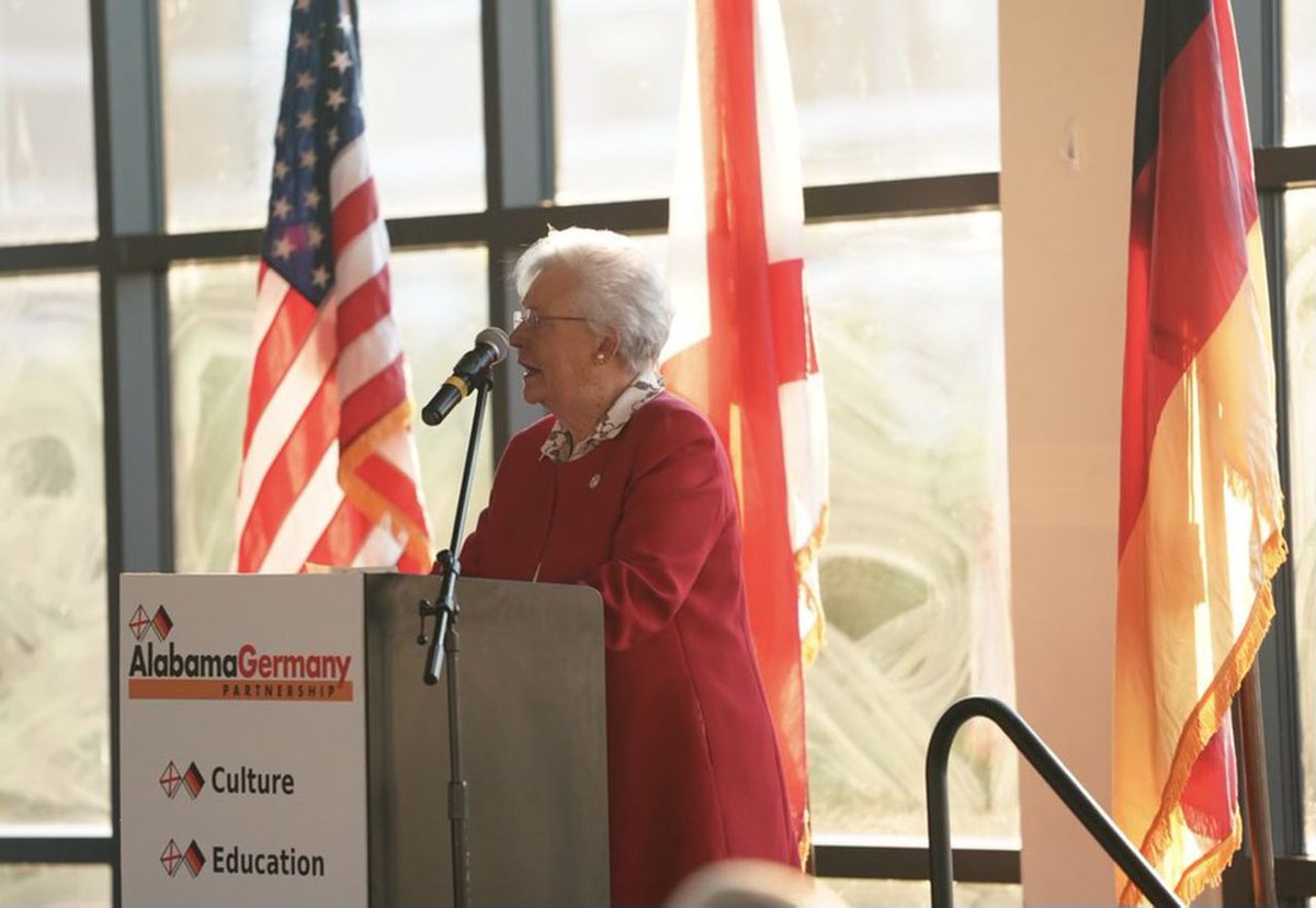 aldotcom's tweet photo. Ten German companies invested more than $210 million in Alabama in 2020. 

They were among those recognized at the annual Alabama Germany Partnership Dinner in Birmingham. https://t.co/gIuZBMvBsb https://t.co/zkIPYuMYaD