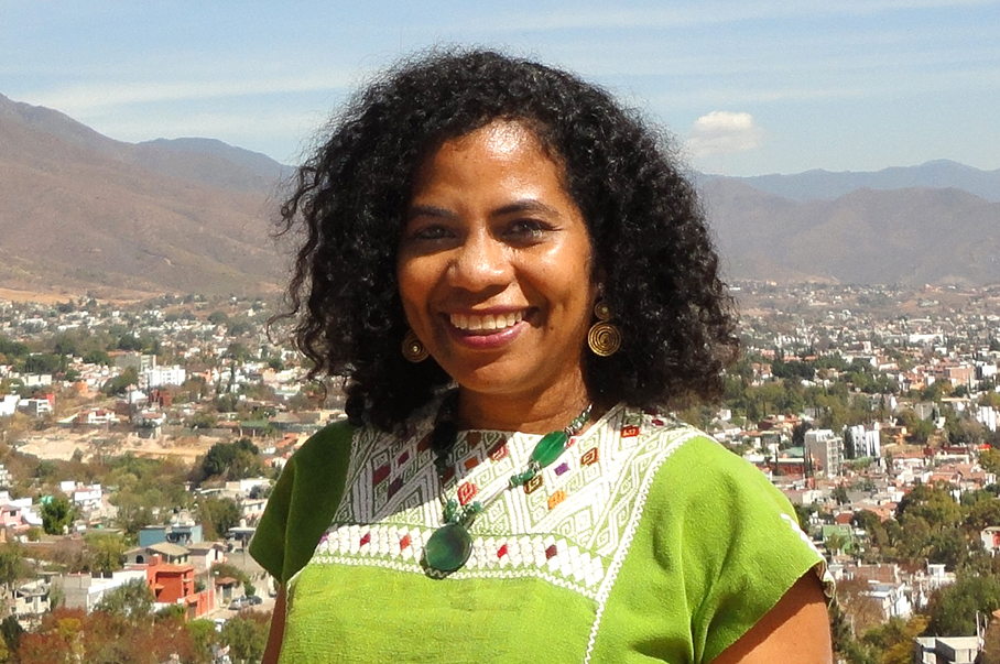 ciesas's tweet photo. #MiradasCIESAS
Lina Rosa Berrio Palomo, investigadora del #CIESASPacíficoSur, nos comparte su texto «La pandemia de COVID-19 en municipios afromexicanos de la costa guerrerense y oaxaqueña». 
Fue publicado en la Revista Alteridades de @AntropologiaUAM. 👉 https://t.co/CKdv5yS8NW https://t.co/nG8IBhelY8