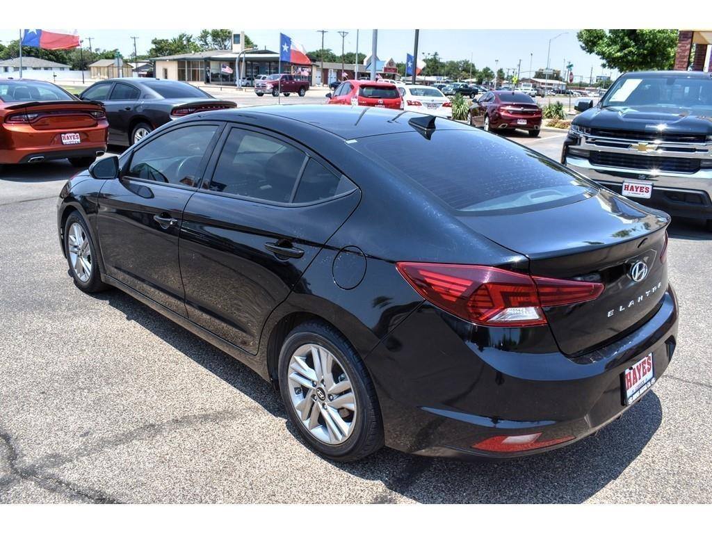 HayesMotorUsed's tweet photo. Our #2019HyundaiElantra will enrich your driving experience with near 37mpg on the open road! Technology, performance, and style make it the whole package💥😍. Safe and efficient, our #Elantra certainly stands out and is an intelligent choice💯!
Website➡️: https://t.co/nYXOw19SXQ https://t.co/4OyolmRix1
