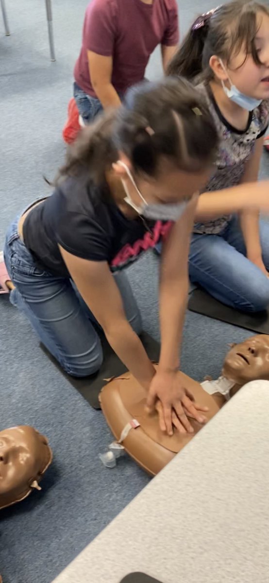 MVE ENRICHMENT CAMP Learning hands only CPR 🙌🏽🙌🏽🙌🏽 ⁦<a href="/ClintISD/">Clint ISD</a>⁩ ⁦<a href="/MVE_roadrunners/">Montana Vista Elementary</a>⁩