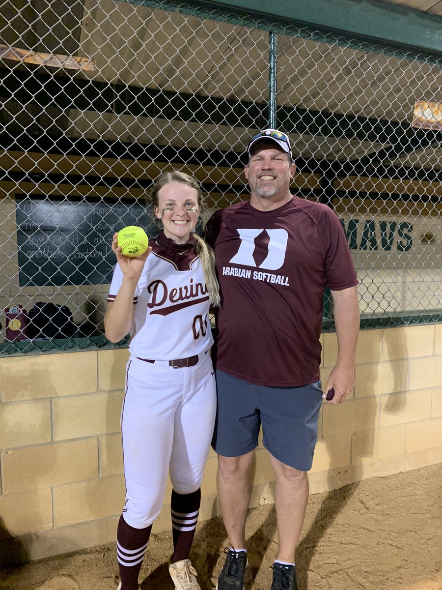 SoftballArabian's tweet photo. 🚨🥎2021 Devine Softball 🥎🚨

🥎4A All-State
#10 Arie Ramirez
#44 Mackenzie McClellan 

🥎📚Academic All-State
#10 Arie Ramirez
#44 Mackenzie McClellan
#22 Megan Runyan
#00 Allyson Taylor
#4   Mackenzie Schneider 
Mgr. Allison Taylor

Congratulations girls! https://t.co/q2taGXs1ah