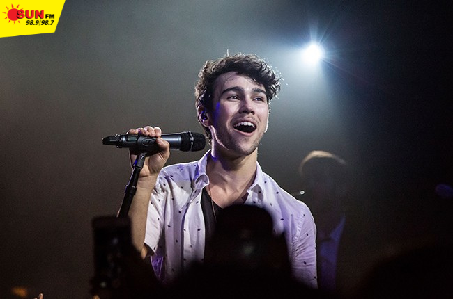 Happy birthday to the charmful Max Schneider!     