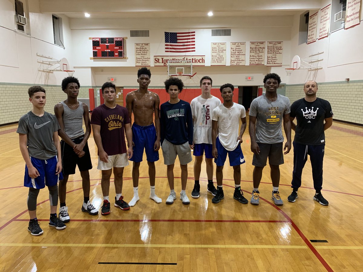 URBANGR1NDBBALL's tweet image. Mannn I miss this gym! #sweatbox best workouts for sure