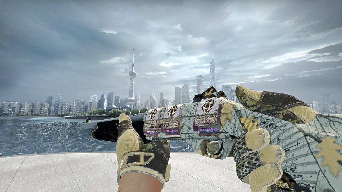 PizzzaBot's tweet image. Complete FN Modern Hunter Collection. All 4x NiP (Holo) DH14. I&apos;m so happy to finally have it complete and each of them looks beautiful in game.