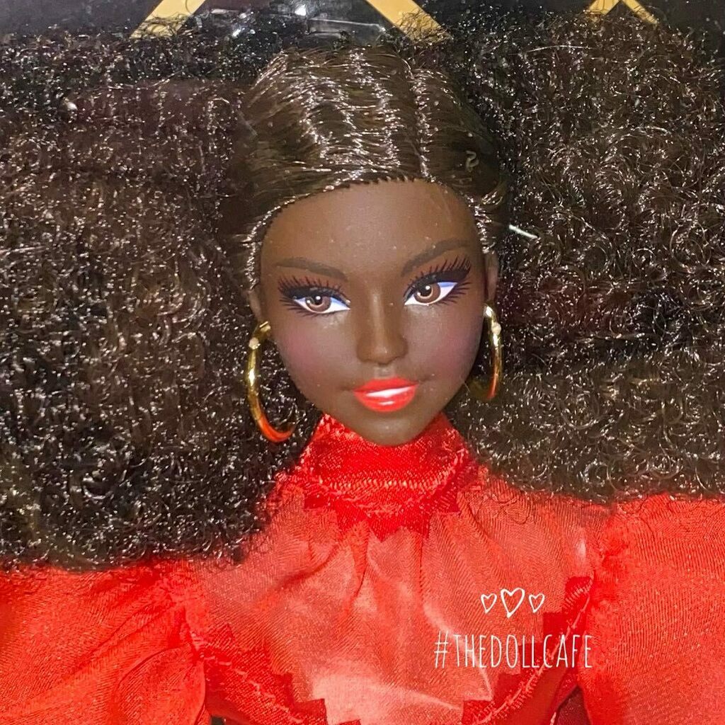 thedollcafe's tweet photo. Mattel 75th Anniversary Barbies #GMM99 #thedollcafe #mattel #barbie #2020barbie #barbie2020 #tdccb #barbieblogger #dayabarbie #dollblogger #dollcollector #barbieanniversarydoll #tdccb #tdcaab https://t.co/wwmUhxw6XF https://t.co/mBQo4WAneu