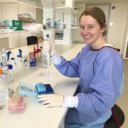 CentralAdlLHN's tweet photo. Congratulations to our colleague Ashleigh Hull on winning the 2021 #ANSTO/ANZSNM Research Grant for her world-class research targeting a new treatment for pancreatic cancer. Read more about her amazing work here https://t.co/ZrCiuFTPEw @sahmriAU @UniofAdelaide @UniversitySA https://t.co/Ugam0yDeUq