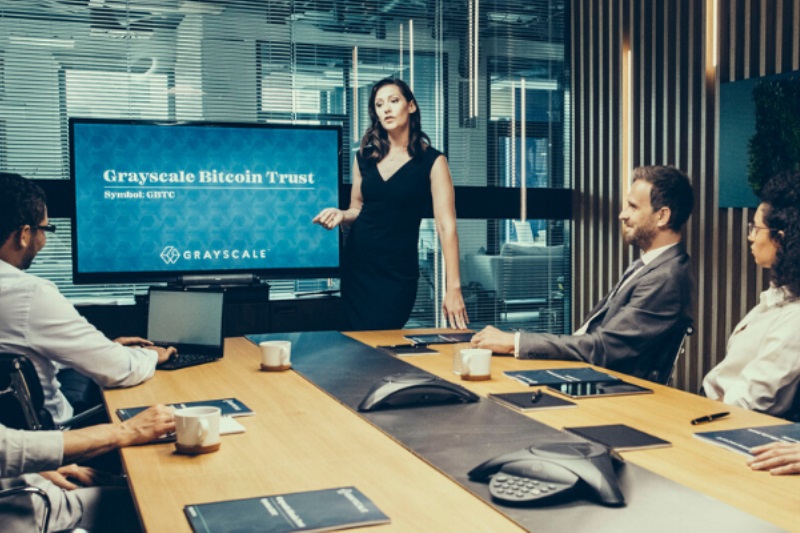 DefiHeadlines's tweet photo. Grayscale’s Crypto AUM Reaches $34 Billion - https://t.co/djD3mxQkKG’srypto AUM Reaches $34 Billion https://t.co/pvHr5mcQ6D
