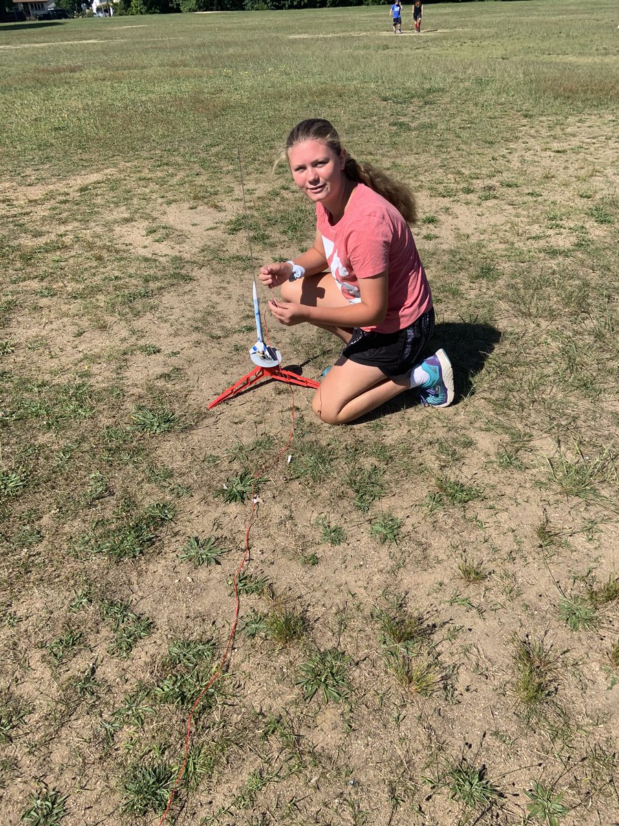 Mrs. Henchel tweet media