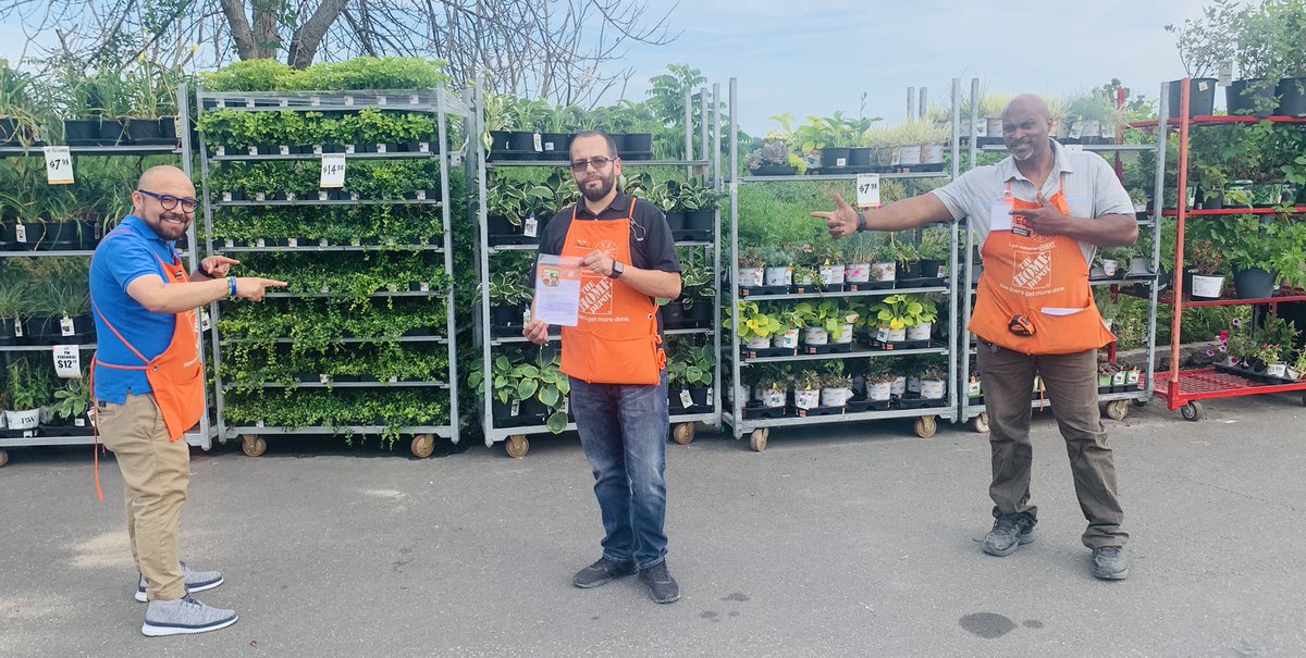 Danny R Romero (@dannyrromero1) on Twitter photo Customer service starts with a clean, well stocked and inviting shopping environment and this is what our DS in garden focused on, with a positive mindset Charlie was able to lead, collaborate and execute outside garden to perfection!!! <a href="/kelly_presti/">Kelly Presti</a> <a href="/hmalak/">Sam</a> <a href="/JasonArigoni/">Jason Arigoni</a> Customer service starts with a clean, well stocked and inviting shopping environment and this is what our DS in garden focused on, with a positive mindset Charlie was able to lead, collaborate and execute outside garden to perfection!!! <a href="/kelly_presti/">Kelly Presti</a> <a href="/hmalak/">Sam</a> <a href="/JasonArigoni/">Jason Arigoni</a>