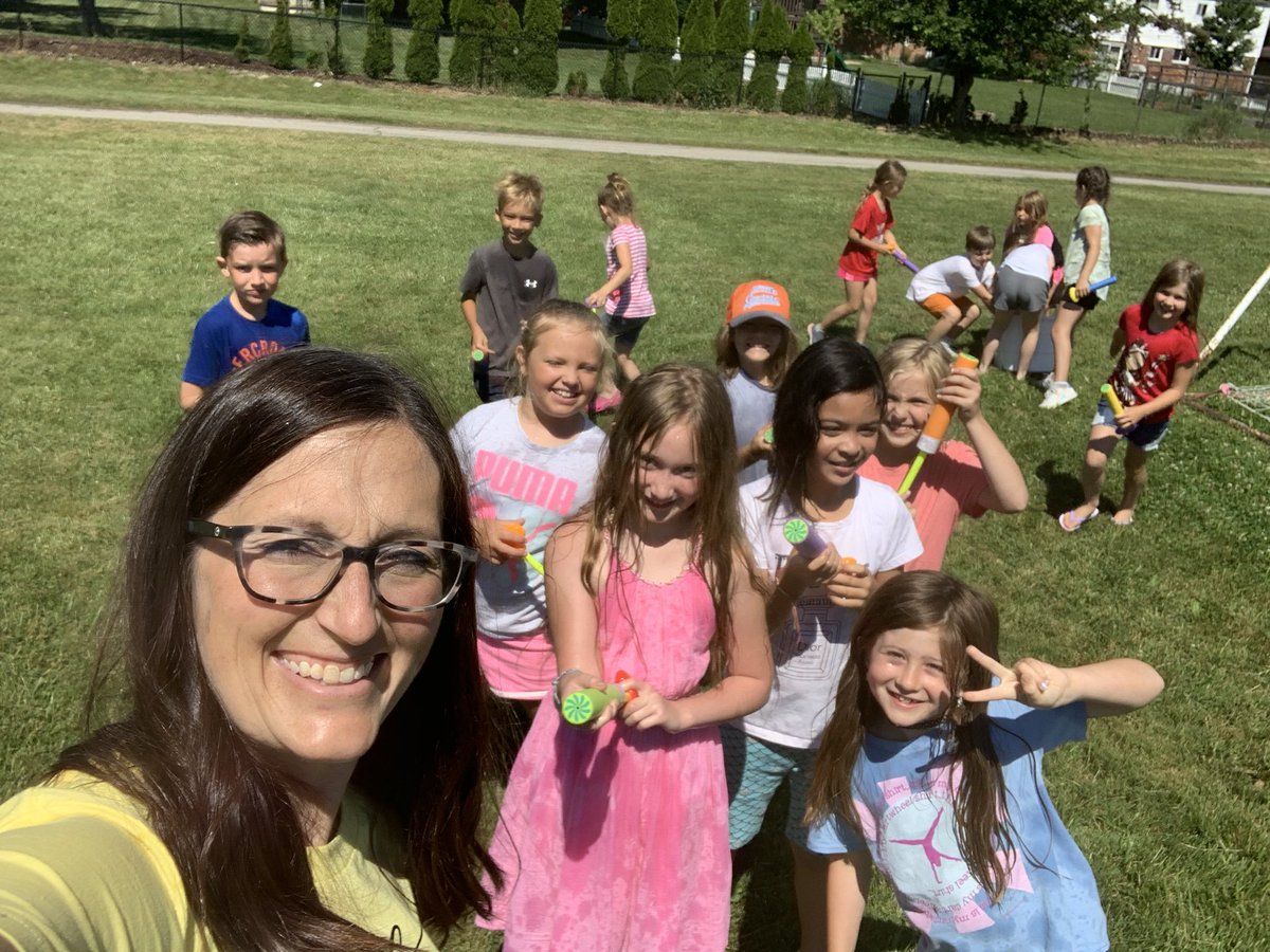 kristensitek's tweet photo. Thank you PAT for helping make our last day a blast! #waterblasters #GIPride #ParkelanePride https://t.co/mLlbAv38lu