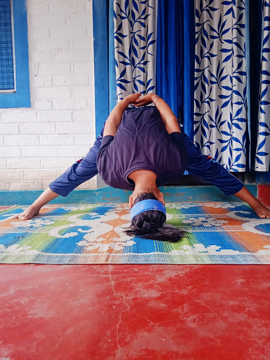 KonzRebeck's tweet photo. #BeWithYogaBeAtHome 
#IDY2021 
#MinistryOFAyush 
I am cadet K. Rebecca Devi from 14(M) Bn NCC Imphal Gp, NER Dte."The body is your temple. Keep it Pure and Clean fOr the sOul tO reside in." Stay home stay safe😊💪.. Jai Hind!!🇮🇳
@14_ncc @HQ_DG_NCC @nccner @KangjambaK @KishanThai https://t.co/EAfAwTRi1U