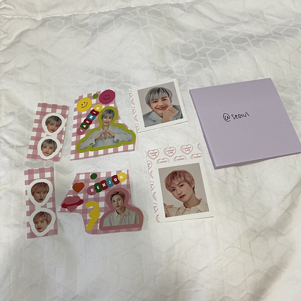 seoiul's tweet photo. WTS WANT TO SELL 💚 NCT DREAM 

CANDYLAB PHOTOCARDS + POSTCARDS SETS + STICKERS

- JAEMIN SET: $42
- RENJUN SET: $42
- not selling separately!!!
- usa &amp; pp only!
- dm me to buy or for more pics / questions

renjun haechan jisung jeno chenle mark https://t.co/PlOWwgU7sX