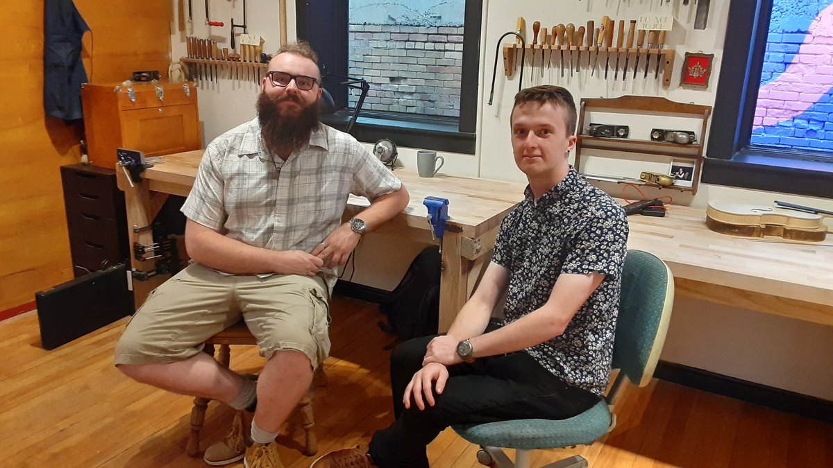 JennGibbs's tweet photo. I also got to speak with Jeremy and Wyatt who told me about how the space was renovated in less than 3 months to be their "dream workspace." I can't express how happy it's made me to see a new creative small business open its doors to our community. Kudos to #sugarhouseviolins! https://t.co/6ChXRL0kgB