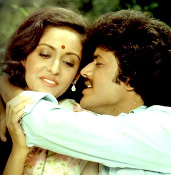 BombayBasanti's tweet image. Tum Itna Jo Muskura Rahe Ho..
Tumhari Palko Ki Chilmano Mein..

B&apos;day wishes to lead/supporting actor of 70s-80s, #RajKiran who has been missing for few years now 

With #PadminiKolhapure #SwaroopRawal #ShabanaAzmi 
@RishikaMahtani @KolhapureP  @YoSwaroop @AzmiShabana