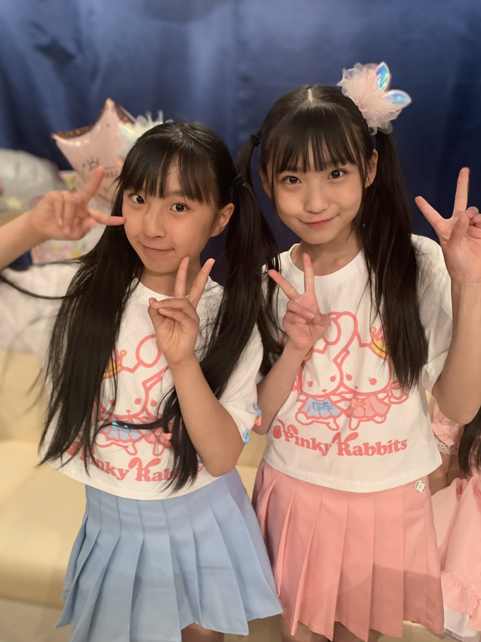 U12 アイドル 明日はついにアイドル劇場の日です🎶 ユリアと一緒のPinkyRabbitsᙏ̤̫͚♡ᙏ̤̫͚と  ソロスペシャルに出まーす！ PinkyRabbitsは新曲と新しい衣装です🎶 ソロは少女時代のミスタータクシー🚕歌います！  たくさん練習したので是非観に来てください ...