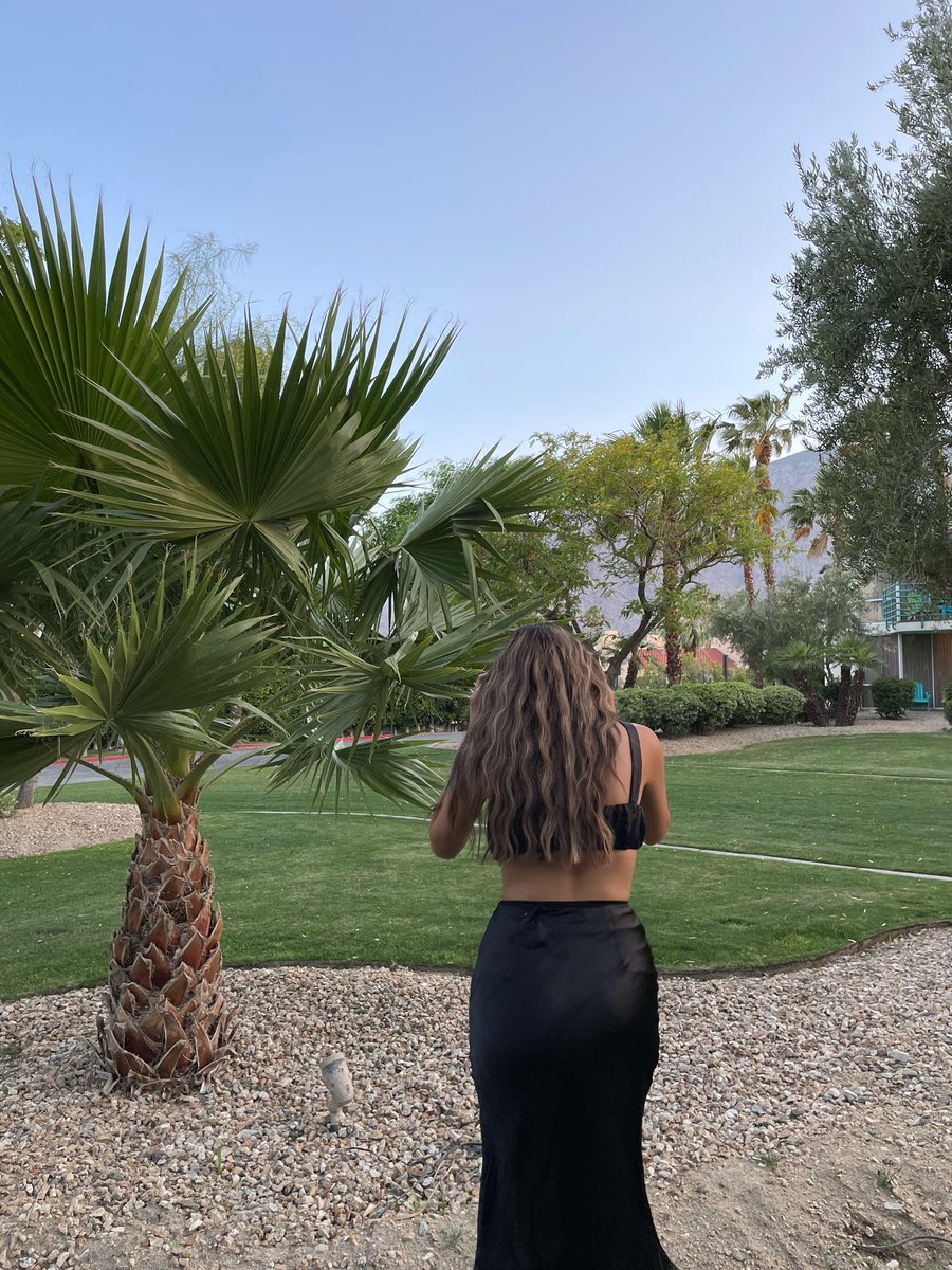 emileeasuarez's tweet photo. more photos that never made the gram https://t.co/omJMLehewc