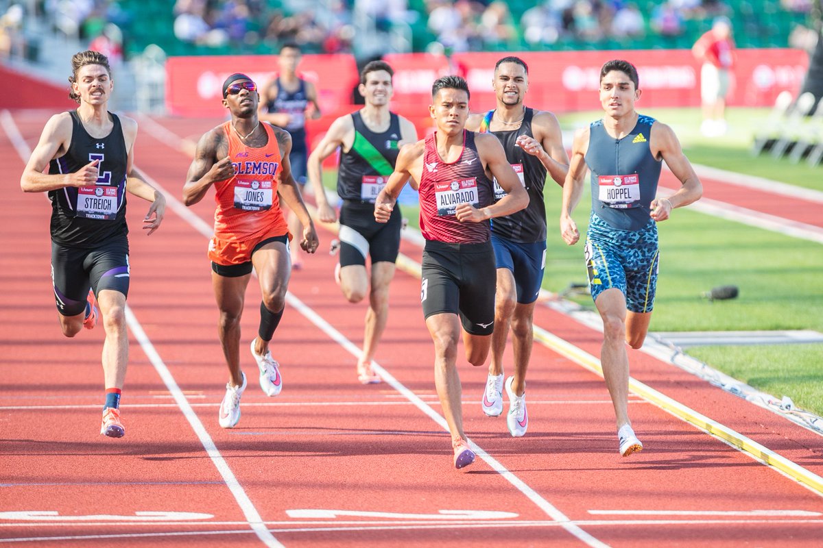 BANG BANG! 🔫🔫

<a href="/abe800m/">Abraham Alvarado</a> (1:48.35) and <a href="/BryceHoppel/">Bryce Hoppel</a> (1:48.38) take the first two spots in the first section of the men's two lapper!

#TrackTown20 #TrackFieldTrials21 #JourneyToGold
 
📷: <a href="/jaybendlinphoto/">Jay Bendlin</a>