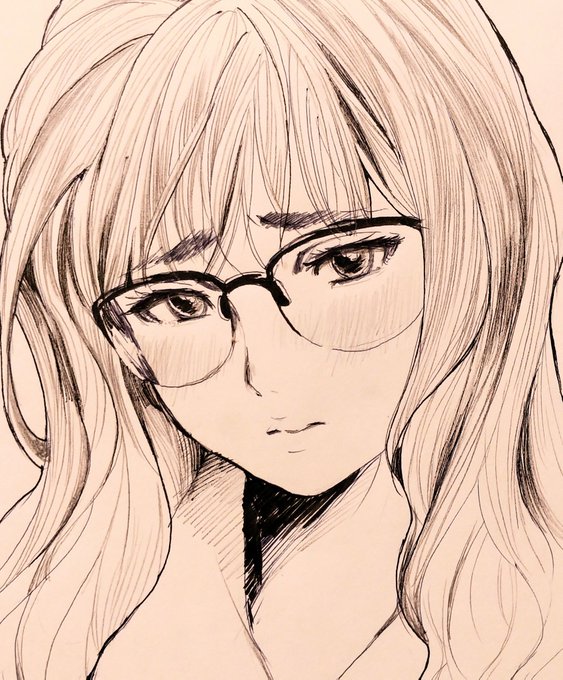 いつから、どういうきっかけで現在のような眼鏡狂人卍という冥府魔道に堕ちたのかは謎である。 