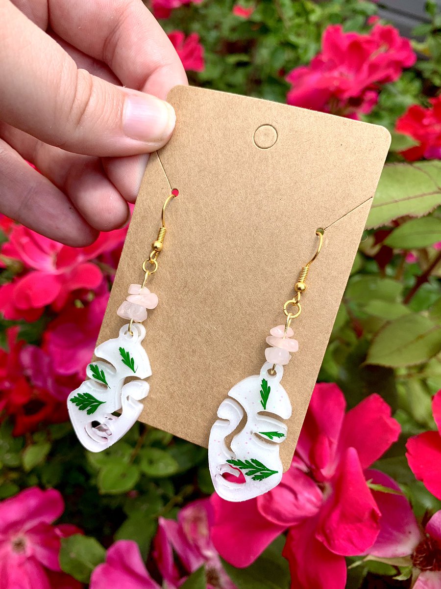 Caprittarius222's tweet image. In honor of Juneteenth and pride month this month 10% of all sales will be donated to the Lqbtq+ freedom fund 💕

Free shipping and free gift with every order 💕

Find anything you like and more here/: etsy.com/shop/ShaylaSho…