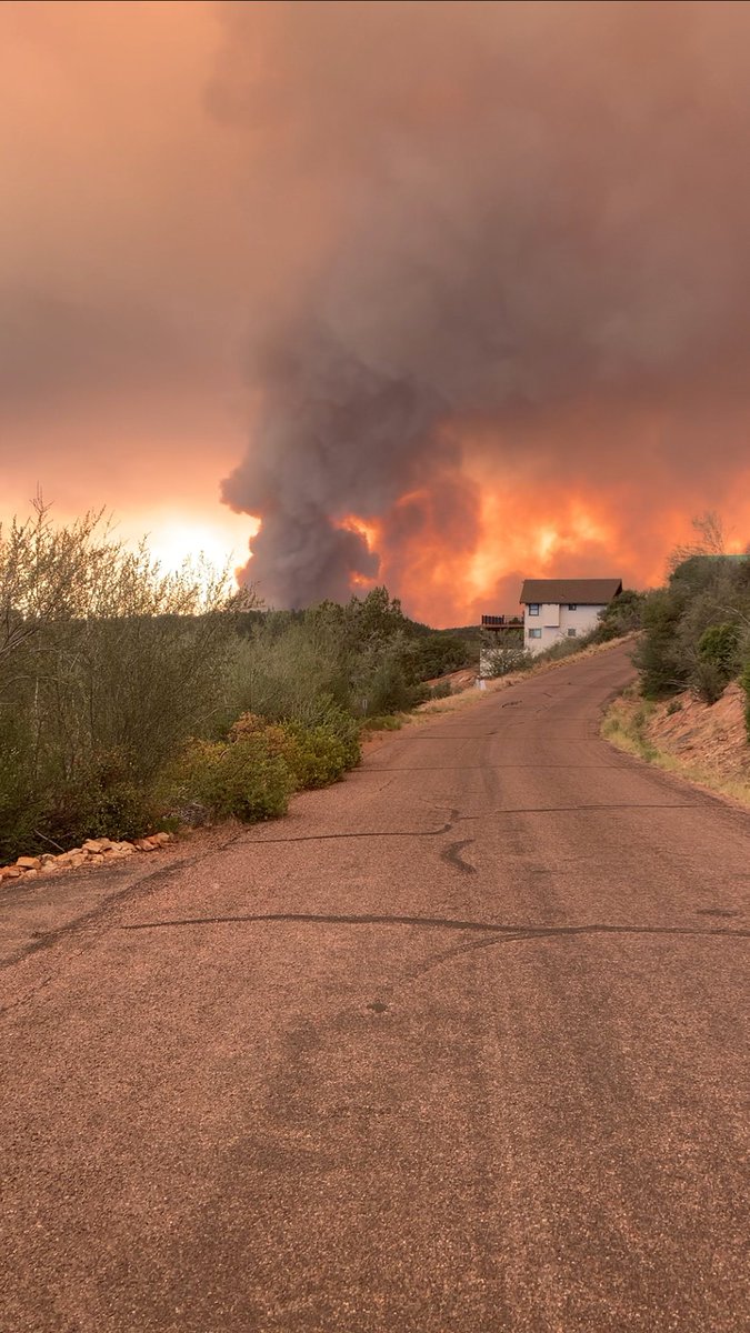 JorgeTWeather's tweet image. Scenes of the #BackboneFire as seen from Pine, which is currently in "SET" status. 

@abc15 #azwx #abc15wx #azfire
