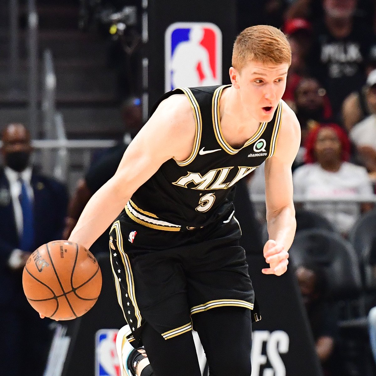 Kevin Huerter with some efficient 1H production πͺ
15 PTS
6/8 FG
5 REB
28.5 FPTS https://t.co/Qg39qJrUMQ
