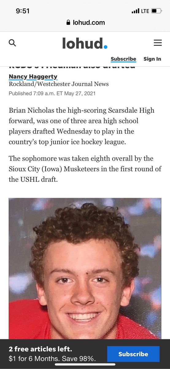 smspe10583's tweet photo. Shout out to one of our alumni! #scarsdalemspride #smsperocks #ders #raiders #10583 #scarsdale #hockey https://t.co/KOXAwl7Rut
