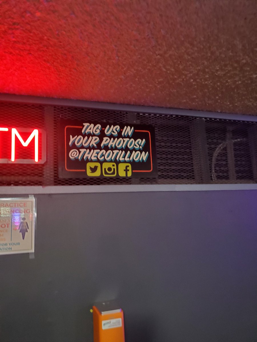 loydjake's tweet photo. Don't tell me what to do @TheCotillion https://t.co/8eb9vjhW44