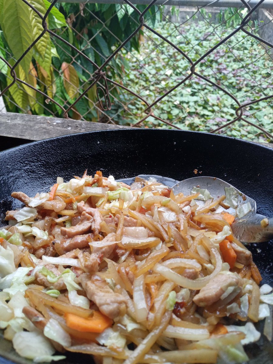 gailgerman3's tweet photo. Promise masarap to, pero syempre mas masarap ka 😉 https://t.co/s9X1v7dWwm