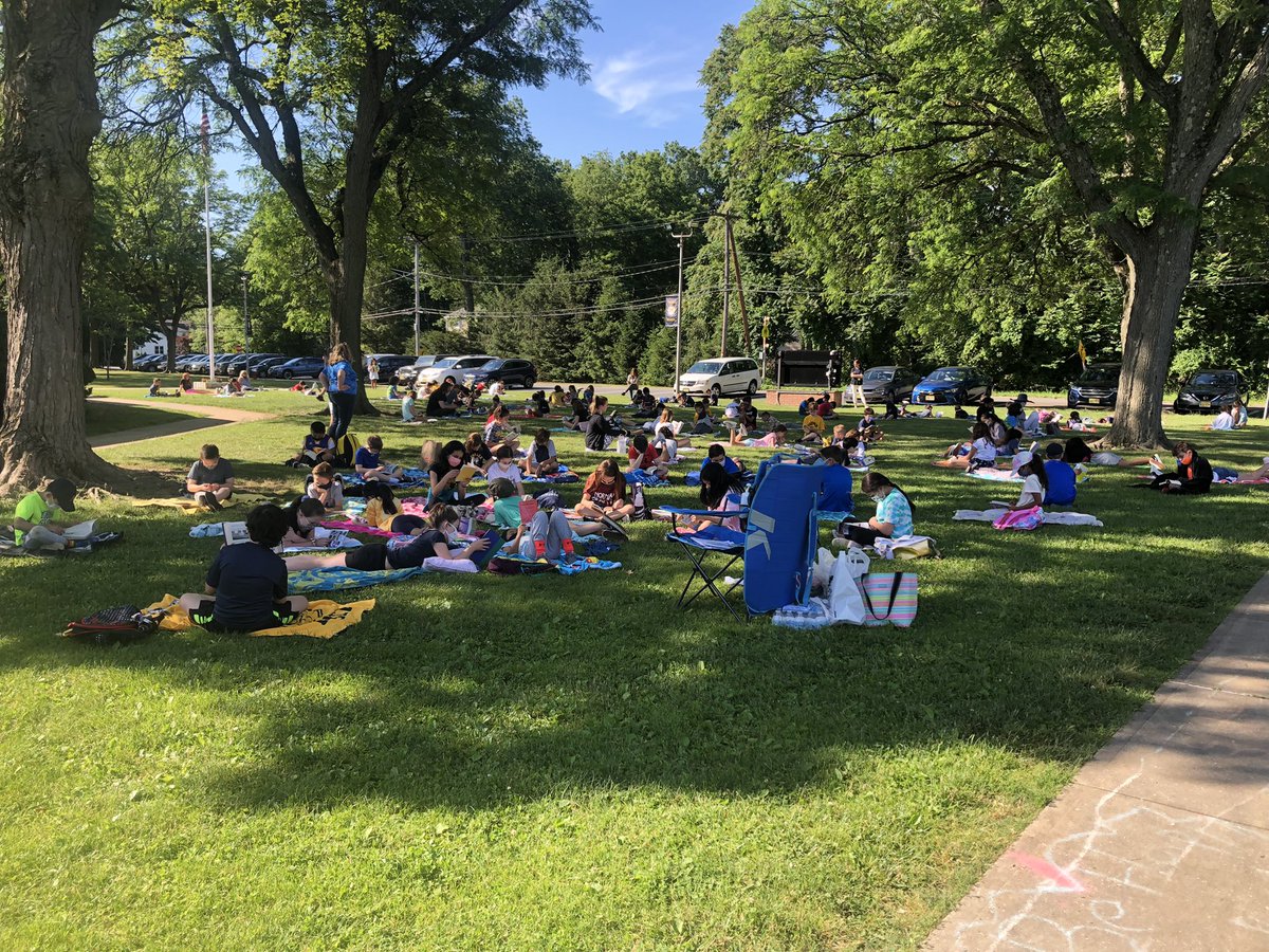 Tisdale3T's tweet photo. Great day in-person with all my third remote students at Camp Read A Lot and playing kickball. Thanks Tisdale for hosting us. @TisdaleSchool @Hubbard_School @TisdalePE https://t.co/UnODIp2S1Y