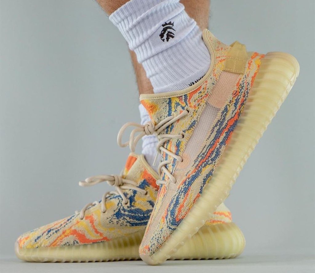 kicksonfire's tweet photo. Get an on-feet look at the upcoming adidas Yeezy Boost 350 V2 “MX Oat” https://t.co/X4MZl5SNG2