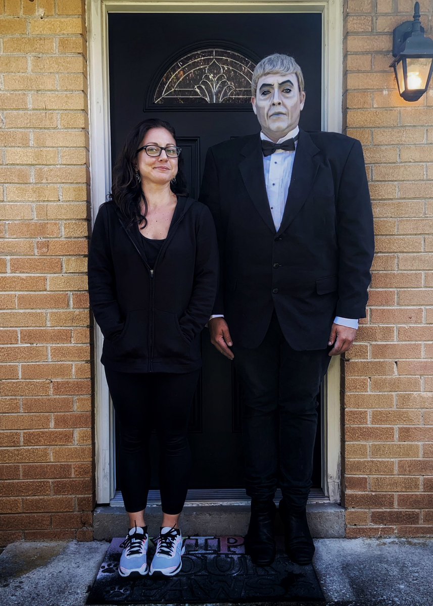 RobOnTheRun's tweet image. First Tinder date in over a year... went well... went well... totally went well...