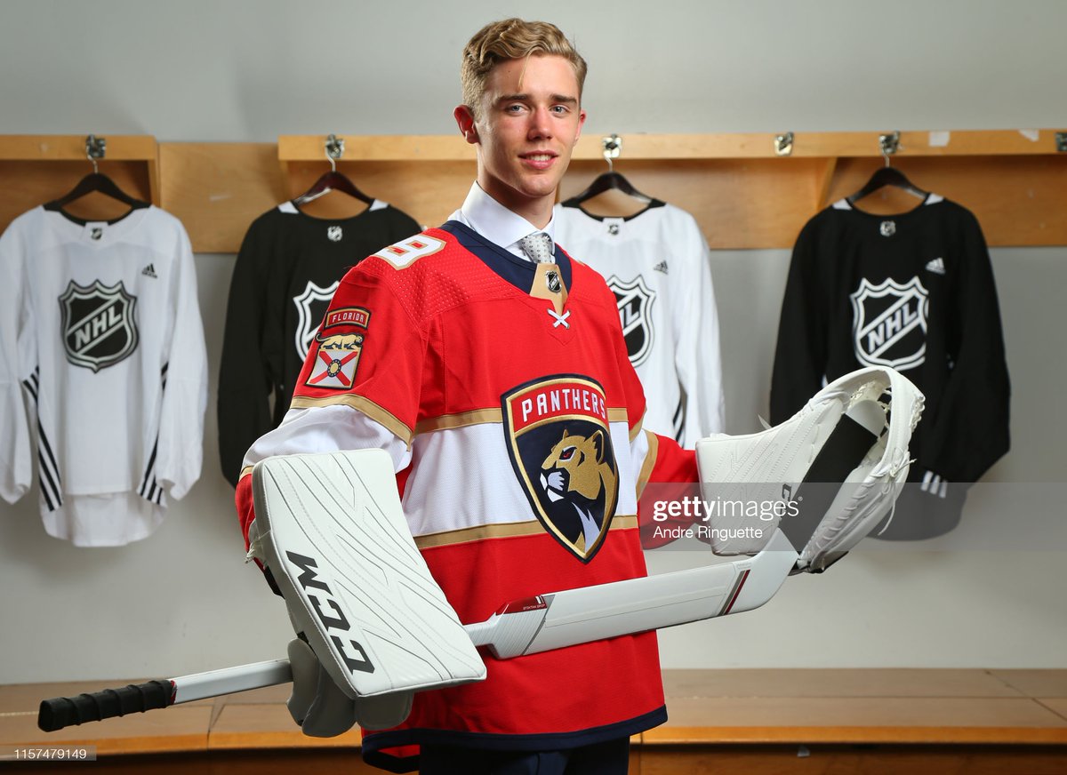 2019: Spencer Knight selected by Florida Panthers in first round (13th overall) of National Hockey League entry draft. https://t.co/HDHg6iSWCd https://t.co/usc3QtXwVn