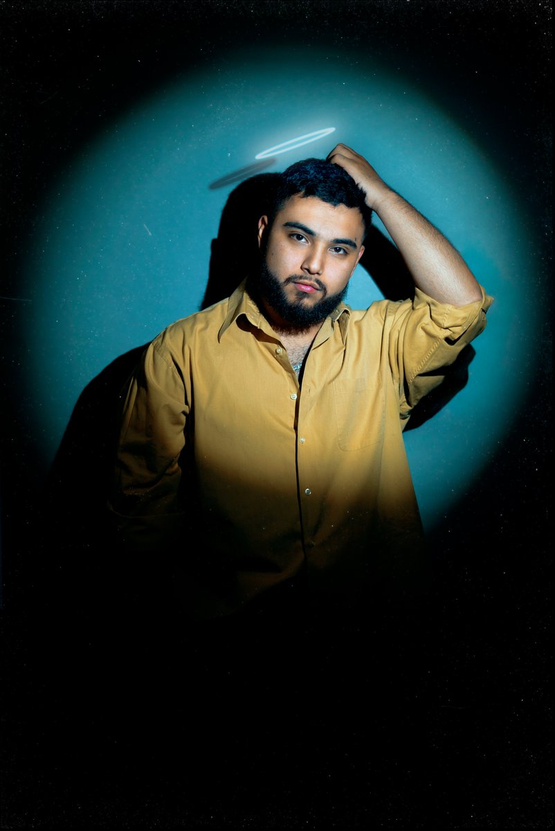 FueledbyPurple's tweet photo. Giovan's first promo photo shoot!
Catch "Listen to My Demons", on June 25th. Presave https://t.co/XwXQH66KQ3

Photography by: @BethanyCaitlanNicole
Editing by: @BethanyCaitlanNicole
and @NathanialDKing
Lighting / styled by: @AriaChablisKing
Copyright: @FueledbyPurple

#Pop #Music https://t.co/LfRkTkZbuf