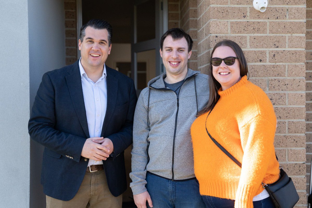 MichaelSukkarMP's tweet image. This morning I met Shalika, Chandler and Brendan to discuss the challenges of saving for a 20% deposit on a house. The Morrison Government is supporting single parent families and first home buyers purchase a home of their own with a deposit of as little as 2% or 5% respectively.