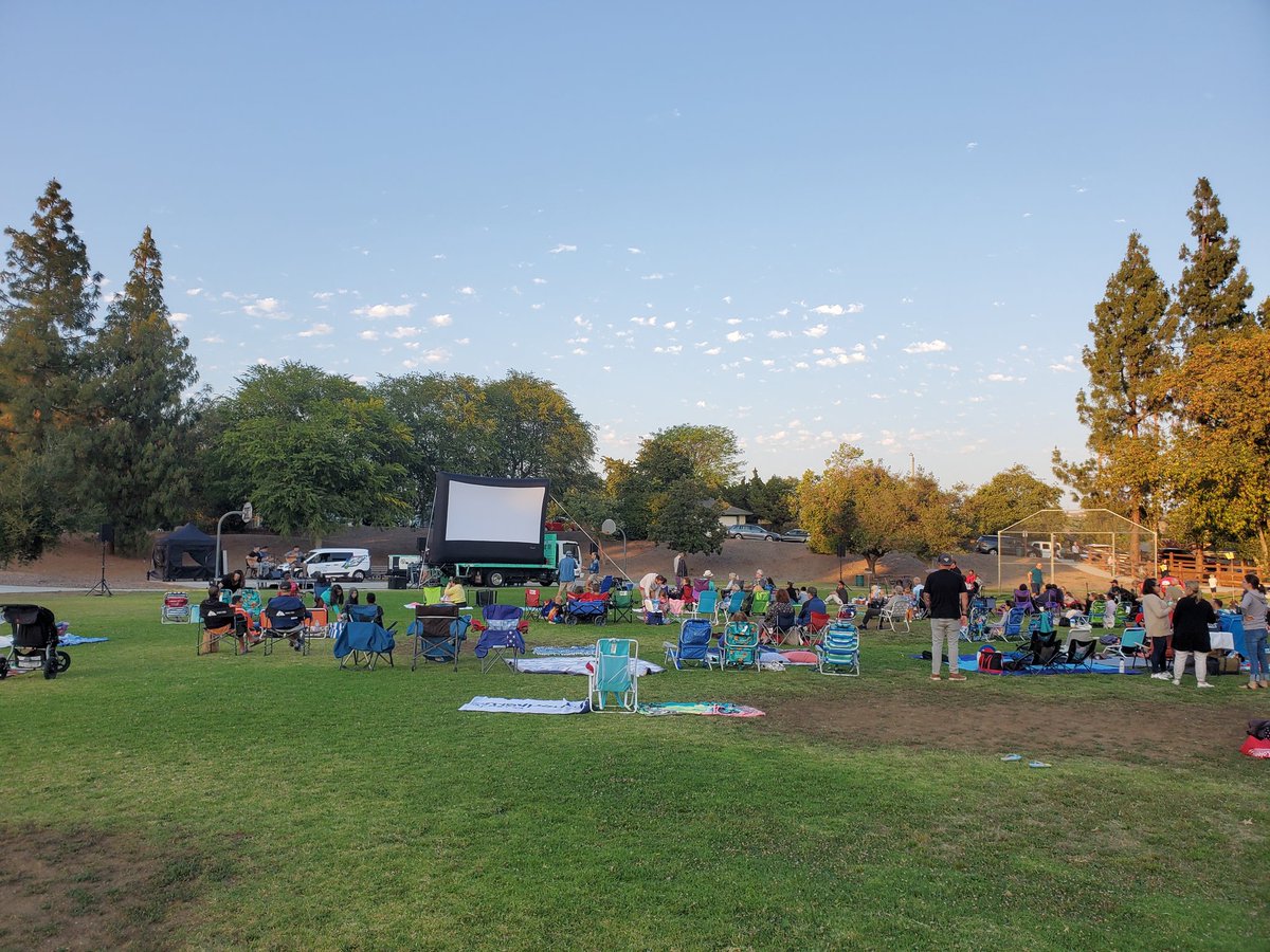 Jonathan S Serret (@jonathanserret) on Twitter photo Getting ready for <a href="/CityofTO/">City of Thousand Oaks</a> #PopUpArtsAndMusicFestival event 4
Movie Screening "Rio."
#Kimera getting the crowd ready with live music and <a href="/arttrekinc/">Art Trek</a> giving an opportunity for some hands-on art activities.
Thanks to <a href="/bapactoaks/">Bank of America Performing Arts Center</a> <a href="/ConejoRPD/">Conejo Recreation & Park District</a> and <a href="/TOArts_/">TOArts</a> Getting ready for <a href="/CityofTO/">City of Thousand Oaks</a> #PopUpArtsAndMusicFestival event 4
Movie Screening "Rio."
#Kimera getting the crowd ready with live music and <a href="/arttrekinc/">Art Trek</a> giving an opportunity for some hands-on art activities.
Thanks to <a href="/bapactoaks/">Bank of America Performing Arts Center</a> <a href="/ConejoRPD/">Conejo Recreation & Park District</a> and <a href="/TOArts_/">TOArts</a>