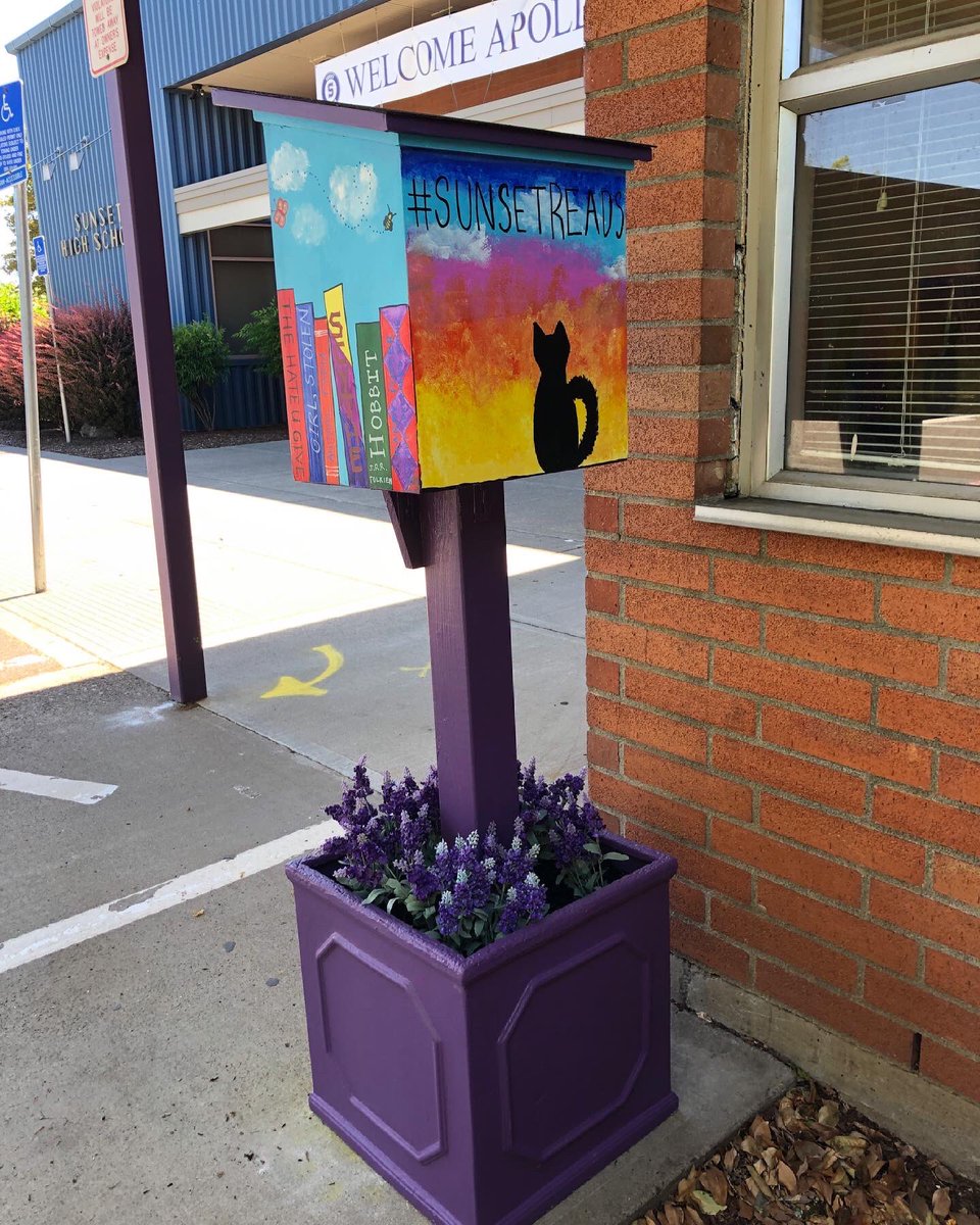 SunsetReads's tweet photo. Our #SunsetReads Little Free Library is ready for customers - come by Sunset HS  @SHS_Apollos all summer long. Book club members will restock every couple weeks. Thanks to Kerry &amp; Erik for their help with the concrete &amp; assembly. We couldn’t have done it without you! https://t.co/ZmZJRK4mhe