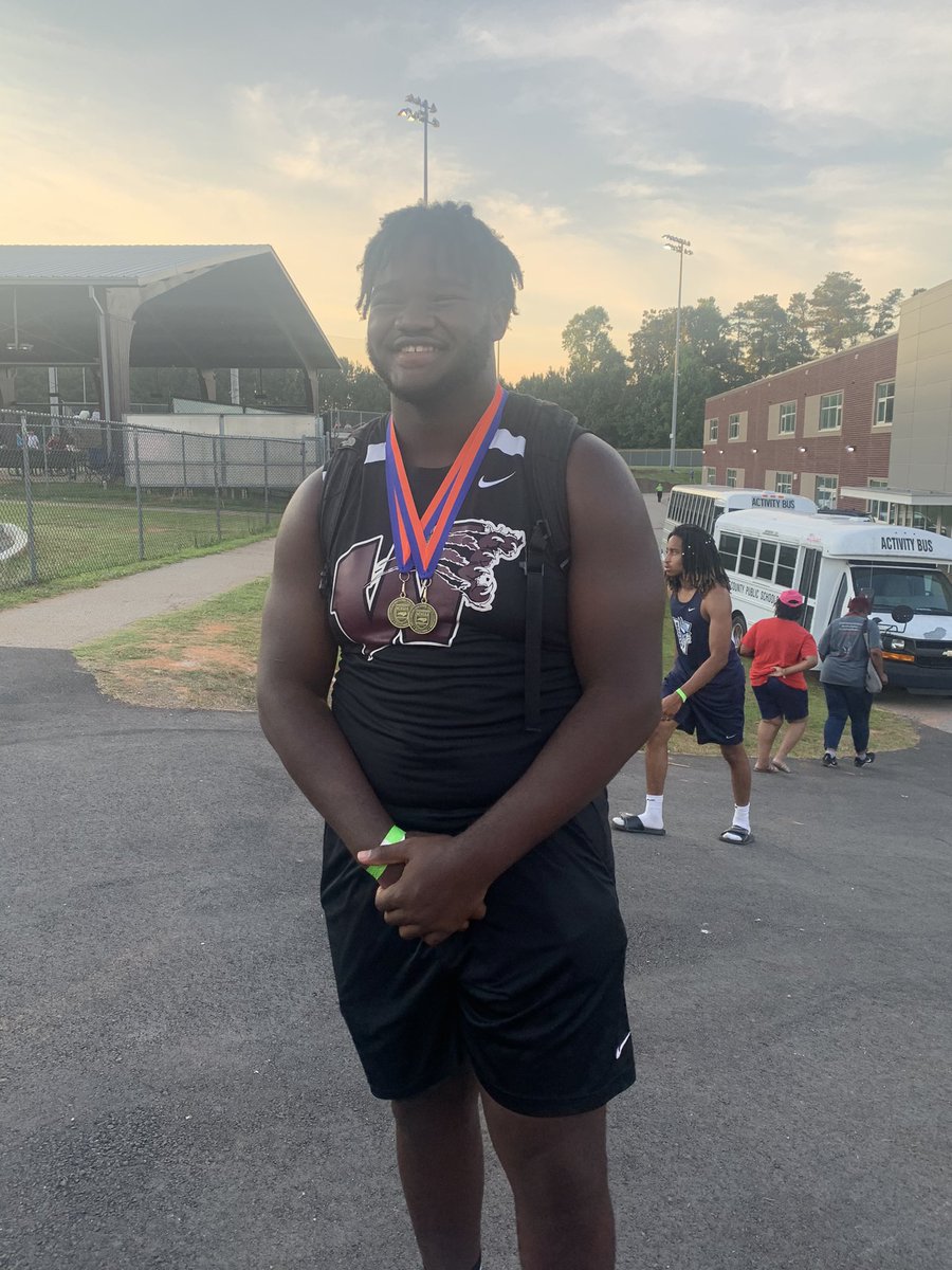 Congrats to Paul Ward for placing 1st in the shotput and discus at regionals! State championships- here we come!