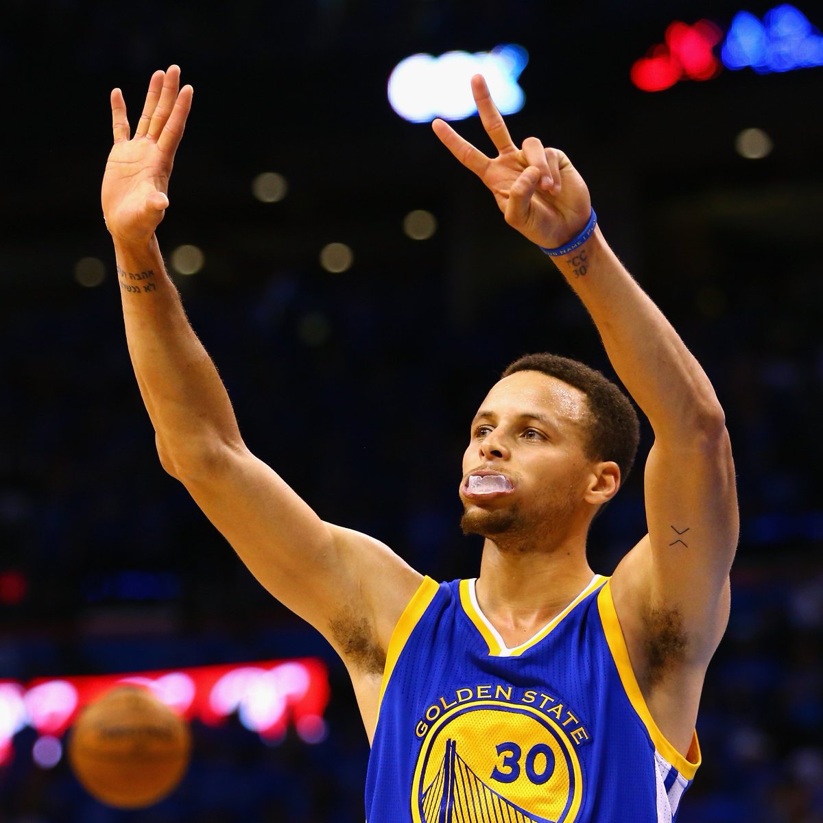 NBA's tweet photo. Runs in the family.. #ThatsGame https://t.co/qi26kVME4k