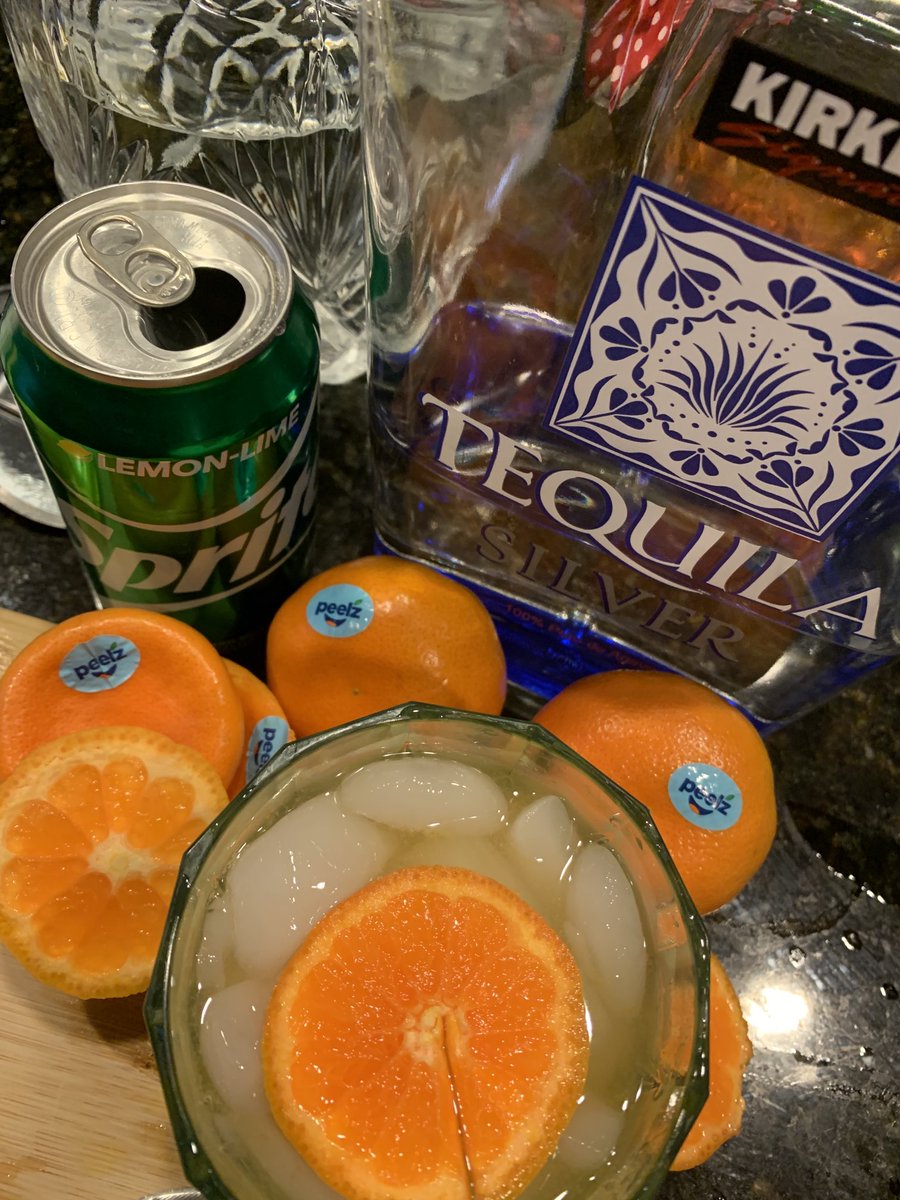 Here is a Cheers to Friday Night ⁦<a href="/PeelzCitrus/">Peelz Citrus</a>⁩ ⁦<a href="/Sprite_CA/">Sprite Canada</a>⁩ ⁦<a href="/costcocanada/">Costco Canada</a>⁩