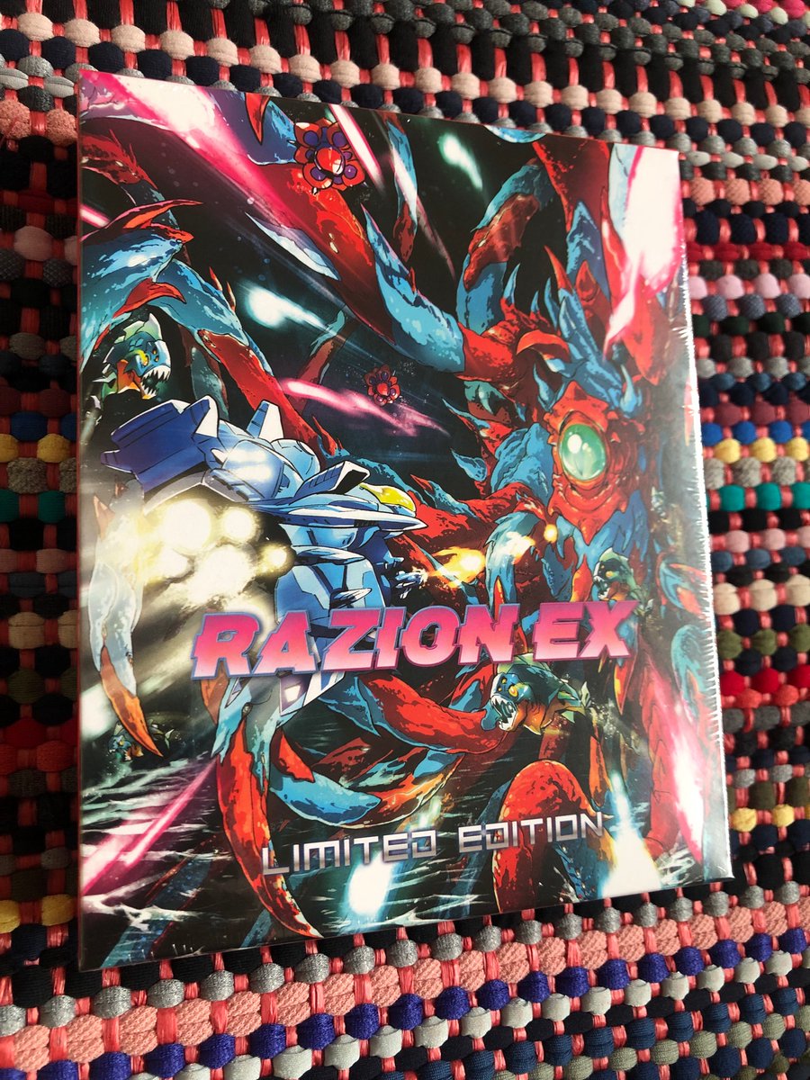 spiketosh's tweet photo. 仕事終わり〜郵便局で国際郵便を受取完了!Switch「ラジオンEX リミテッドエディション」無事届いて良かった〜♪( ´▽`) #RAZION #NGDEV #ネオジオ #ニンテンドースイッチ https://t.co/M3EqkuTRVB