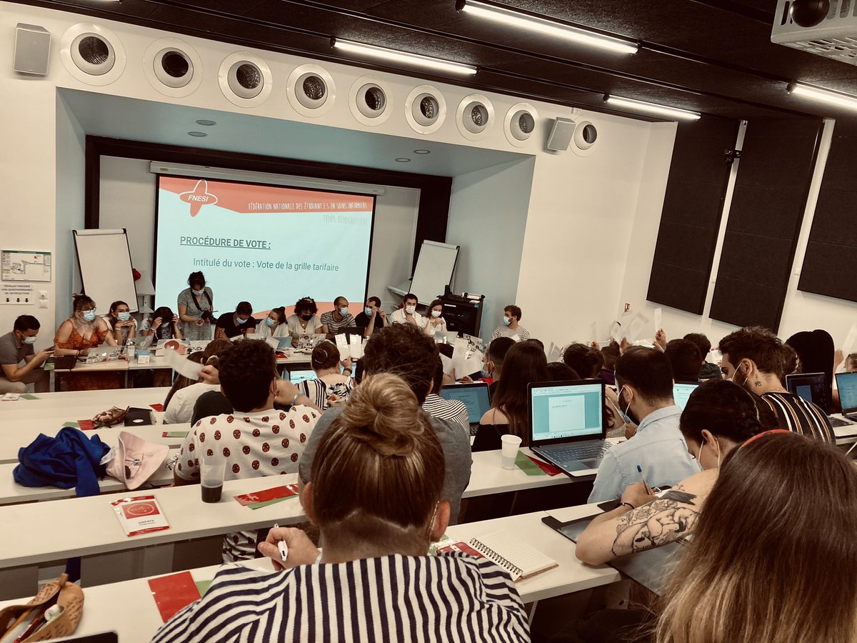 #Reseau | Retour en présentiel avec masques et gestes barrières pour le réseau de <a href="/La_FNESI/">FNESI</a> ! 🙏🏼

🔹 Un week-end de conseil d’administration où j’ai le plaisir d’y représenter <a href="/La_FAGE/">FAGE</a>