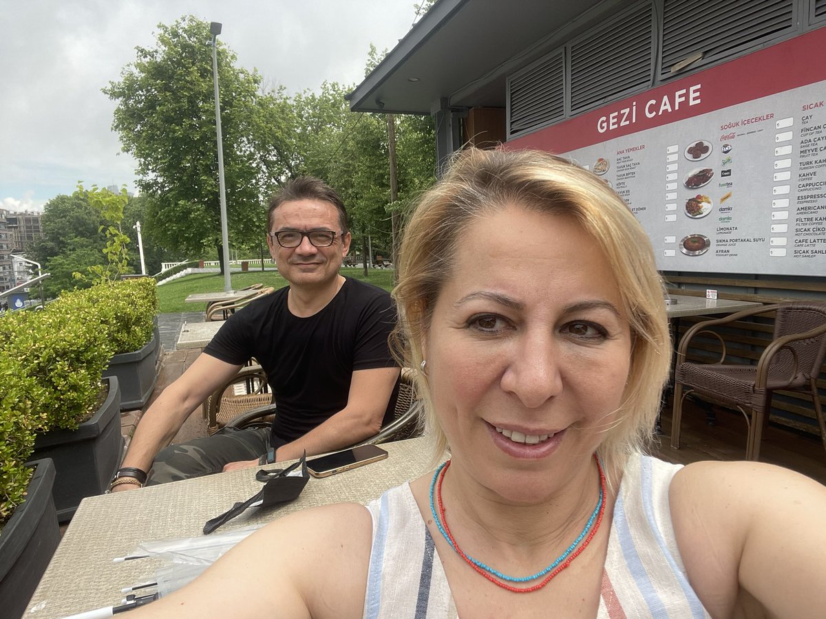 Hafize Öztürk (@hayasun) on Twitter photo Sevgilimle Taksim Gezi Parkındayız. Ekrem Başkan burayı yemyeşil yapmış❤️ <a href="/drerkan/">Erkan Öztürk</a> Sevgilimle Taksim Gezi Parkındayız. Ekrem Başkan burayı yemyeşil yapmış❤️ <a href="/drerkan/">Erkan Öztürk</a>